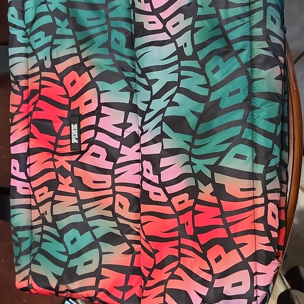 Puffy pink tote